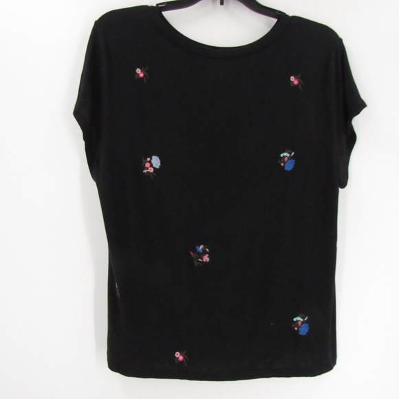 American Eagle Soft & Sexy Embroidered Floral Tee - Picture 8 of 10